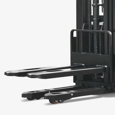 Электроштабелер HANGCHA CDD14-AC1S-LI с подъемом нижних консолей Электроштабелер HANGCHA CDD14-AC1S-LI с подъемом нижних консолей