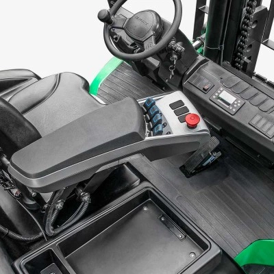 Электрический четырехопорный погрузчик HANGCHA CPD100-XC4-I Электрический четырехопорный погрузчик HANGCHA CPD100-XC4-I